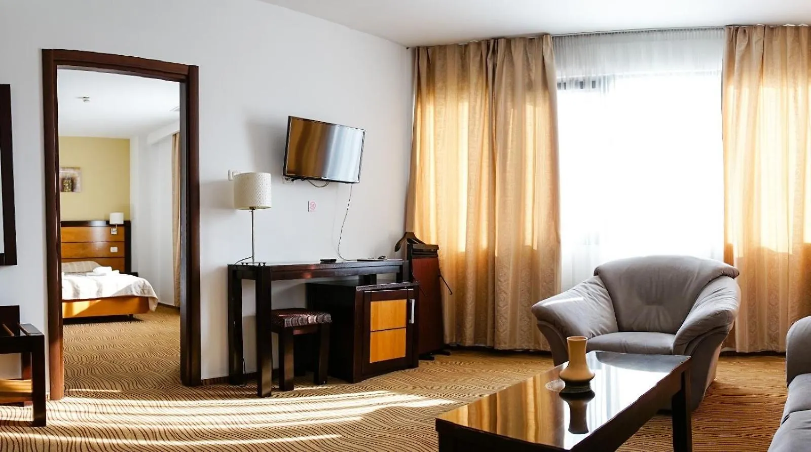 Hotel Criss Bukarest 3*,